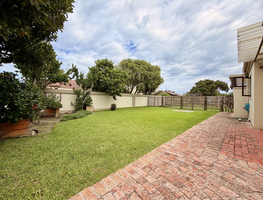 3 Bedroom Property for Sale in Sandbaai Western Cape